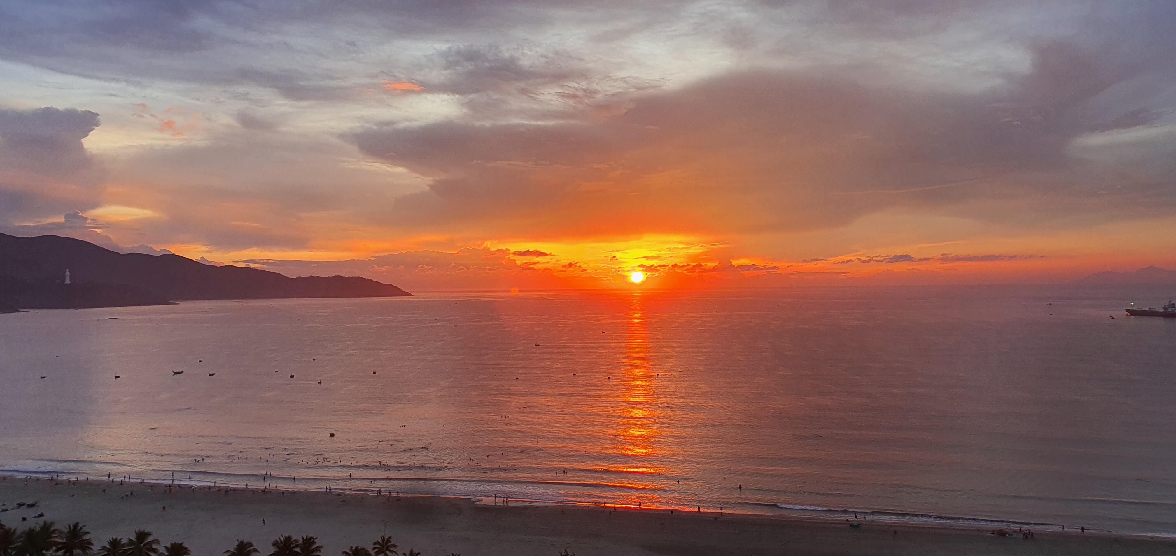 Sunrising in Da Nang